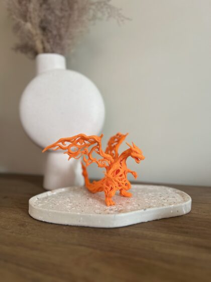 Charizard Beeldje